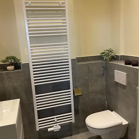 Elisabett - Isa - 1 Schlafzimmer Und 1 Bad, Bis 2 Personen Apartamento